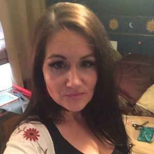 Meet your Posher, Meagan